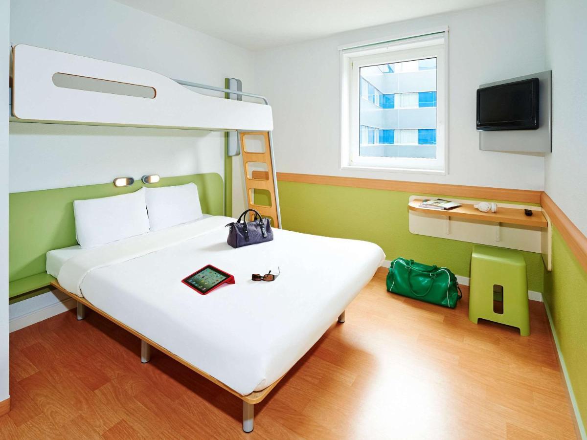 Hotel Ibis Budget Lyon Sud Saint-Fons A7 Exteriér fotografie