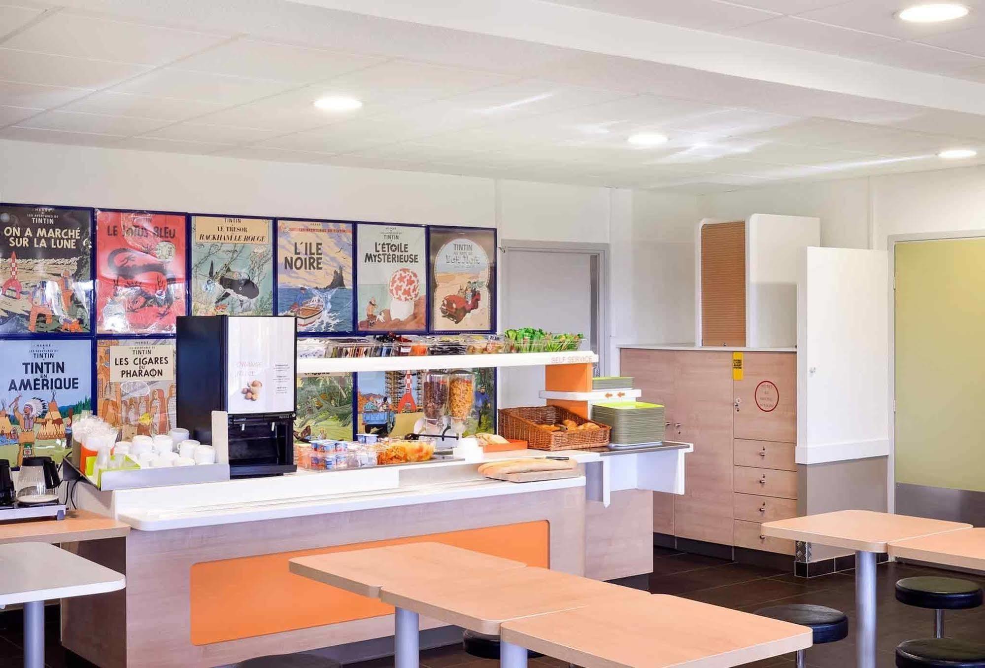 Hotel Ibis Budget Lyon Sud Saint-Fons A7 Exteriér fotografie